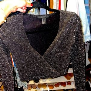 ⭐️SPARKLY LONG SLEEVE CROP TOP⭐️